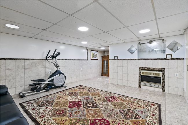 3640 Mintwood St, House other with 3 bedrooms, 2 bathrooms and 4 parking in Pittsburgh PA | Image 26