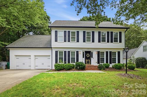 10129 Hanover Glen Rd, Charlotte, NC, 28210-7725 | Card Image