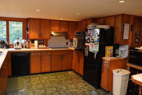 81 Top Deck Ln, Newport Ctr, VT, 05857-9344 | Card Image