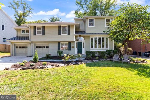 7702 Leesburg Dr, BETHESDA, MD, 20817-5528 | Card Image