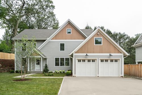 3 Old Black Rock Tpke, Fairfield, CT, 06824-7223 | Card Image