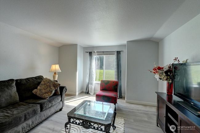 19802 118 Th Ave Ct E, House other with 3 bedrooms, 3 bathrooms and 4 parking in Graham WA | Image 5