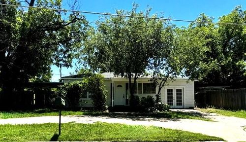 1921 W Avenue J, San Angelo, TX, 76901-4208 | Card Image