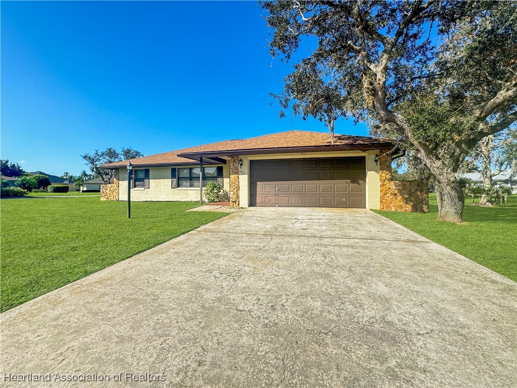 Monza Dr, Sebring, FL 33872
