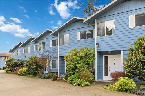 6-6110 Seabroom Rd, Sooke, BC, V9Z0B8 | Card Image