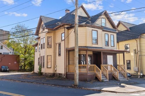 74 Holmes Ave, Waterbury, CT, 06710-2428 | Card Image