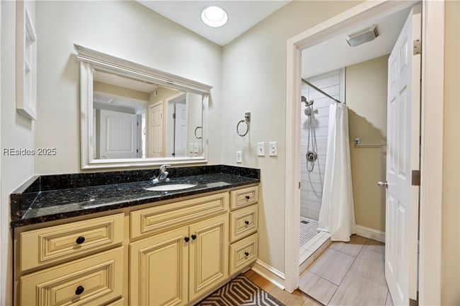 APT-454 - 21 Ocean Ln, Condo with 2 bedrooms, 2 bathrooms and null parking in Hilton Head Island SC | Image 19