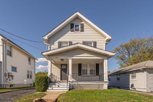 152 Bunns Ln, Woodbridge, NJ, 07095-1702 | Card Image