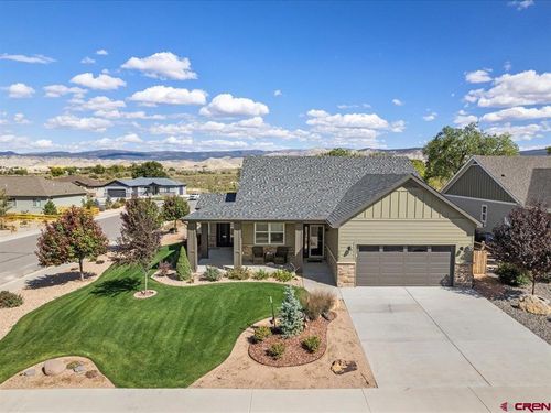 3701 Scarlet Ct, Montrose, CO, 81401-7586 | Card Image
