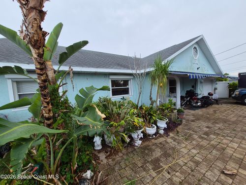 1425 Glen Haven Dr, Merritt Island, FL, 32952-5820 | Card Image
