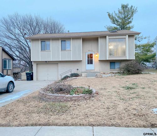 4723 N 129th Avenue Cir, Omaha, NE, 68164 | Card Image