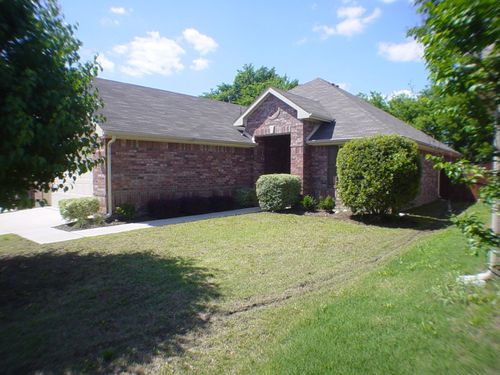 209 Bird Creek Dr, Little Elm, TX, 75068-4894 | Card Image