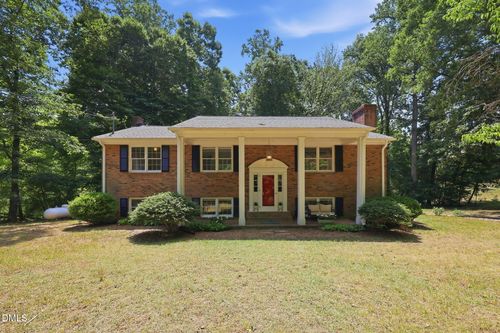 913 Riverview Rd, Raleigh, NC, 27610-3230 | Card Image