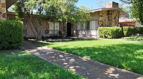 13422 Blossomheath Ln, Dallas, TX, 75240-5802 | Card Image