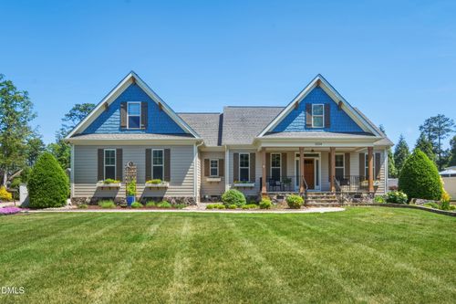 1304 Golden Bluff Ln, Fuquay Varina, NC, 27526-5395 | Card Image