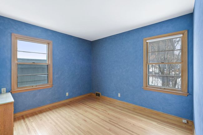 720 Wayzata Blvd E, House other with 2 bedrooms, 2 bathrooms and null parking in Wayzata MN | Image 14