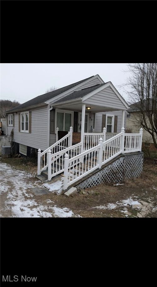 90 Mclaughlin St, Adena, OH, 43901-7855 | Card Image