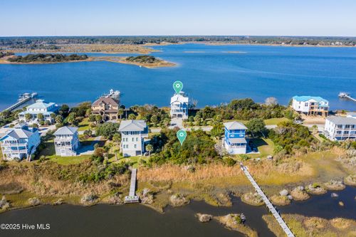 26 Osprey Dr, N Topsail Beach, NC, 28460-9290 | Card Image