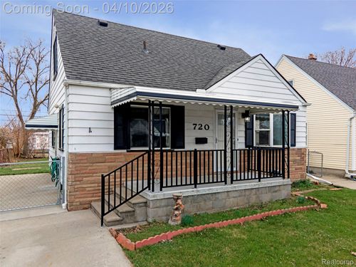 720 E Robert Ave, Hazel Park, MI, 48030-1869 | Card Image