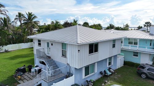 1811 Melaleuca Dr, Fort Pierce, FL, 34949-3442 | Card Image