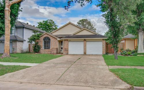 8622 Sparkling Springs Dr, Houston, TX, 77095-4612 | Card Image