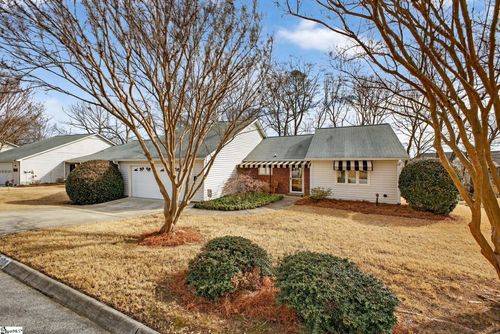 200 Creek Forest Dr, Greenville, SC, 29615-5302 | Card Image