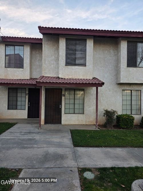 16-38550 22nd St E, Palmdale, CA, 93550-4072 | Card Image