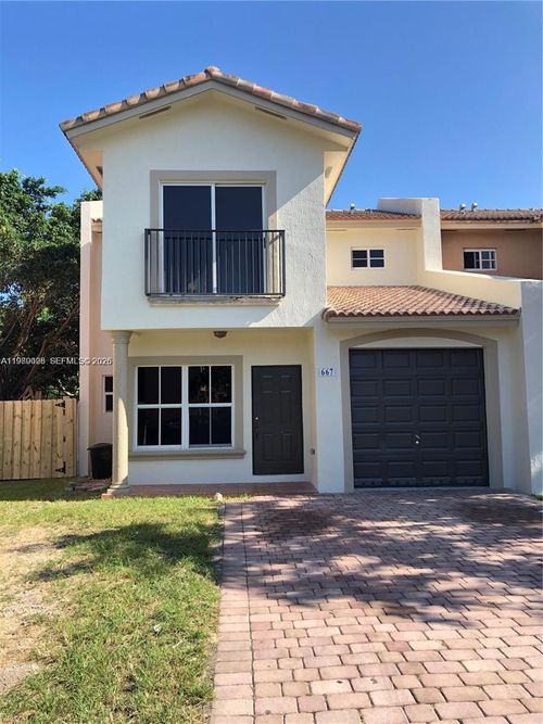 667 Sw 10th St, Florida City, FL, 33034-4679 | Card Image