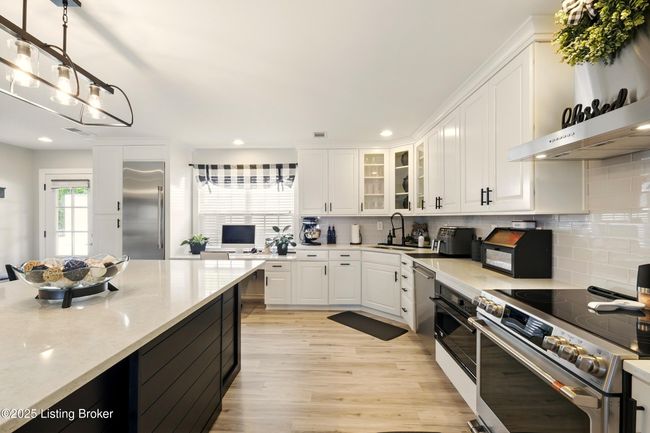 1717 Stricker Rd, House other with 5 bedrooms, 5 bathrooms and null parking in Memphis IN | Image 18