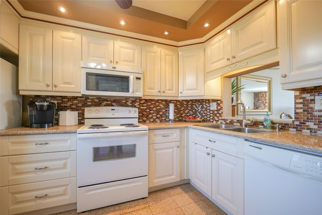 APT-807B - 3910 Inverrary Blvd, Condo with 2 bedrooms, 2 bathrooms and null parking in Lauderhill FL | Image 15