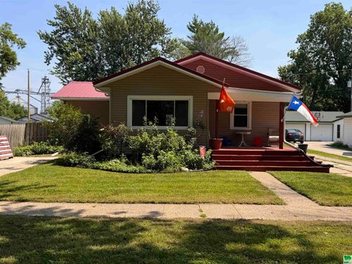 417 Blair St, Whiting, IA, 51063-7727 | Card Image