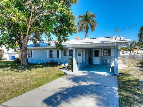 1138 Harbor Dr, Fort Myers, FL, 33917-5319 | Card Image