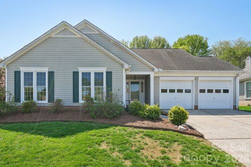 3661 Lake Spring Ave Nw, Concord, NC, 28027-8180 | Card Image