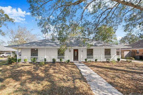 5023 Front Royal Dr, Baton Rouge, LA, 70817-2324 | Card Image