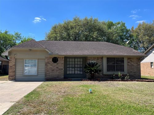 2407 Sue St, El Campo, TX, 77437-2120 | Card Image