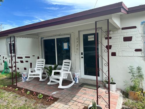 6720 Park St, Hollywood, FL, 33024 | Card Image