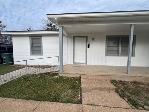 420 Gilbert Street, Bryan, TX, 77801 | Card Image