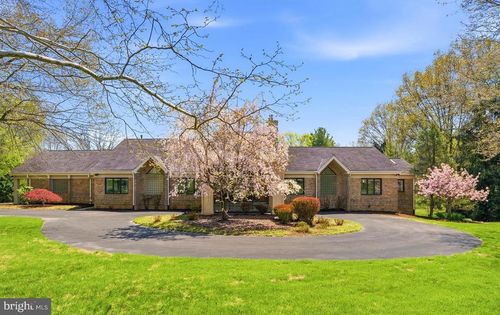 5993 White Flint Dr, Frederick, MD, 21702-2344 | Card Image