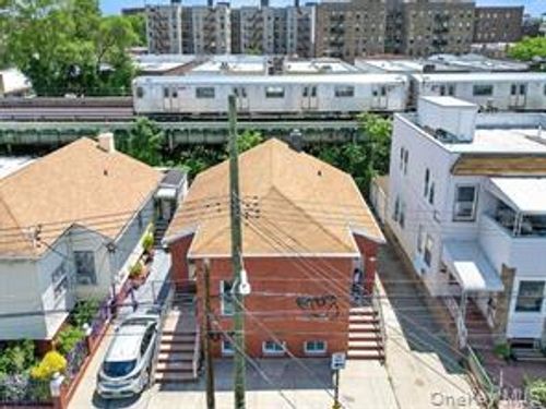 196 Brighton 10th St, Brooklyn, NY, 11235-5362 | Card Image