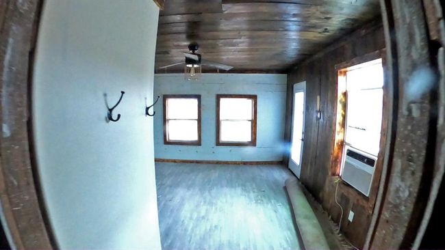 144 N Jeffus St, House other with 4 bedrooms, 1 bathrooms and 1 parking in Deport TX | Image 6
