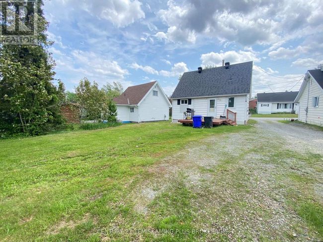 71 Algonquin Ave, House other with 3 bedrooms, 1 bathrooms and 2 parking in Kirkland Lake ON | Image 15