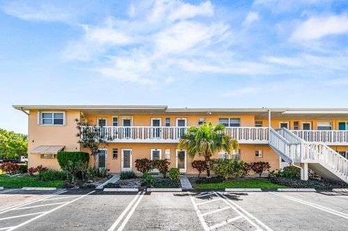 202-2121 Ne 1st Ct, Boynton Beach, FL, 33435-2908 | Card Image
