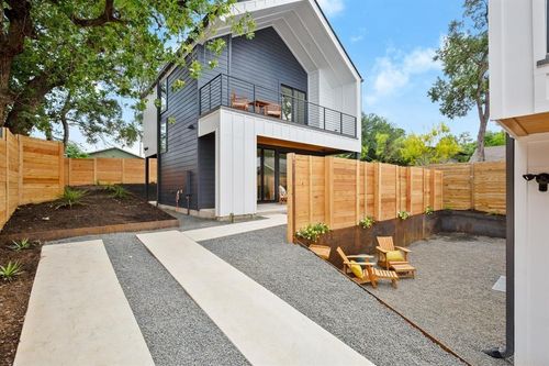 2-2919 E 13th St, Austin, TX, 78702-2419 | Card Image