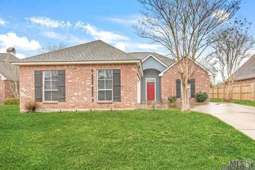 313 Allan Dr, Baton Rouge, LA, 70815-9405 | Card Image