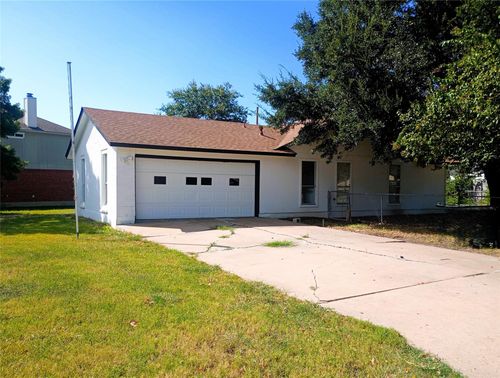 301 Creekside Dr, Hutto, TX, 78634-3432 | Card Image