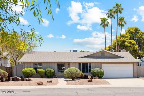 3209 S Los Feliz Dr, Tempe, AZ, 85282-2855 | Card Image