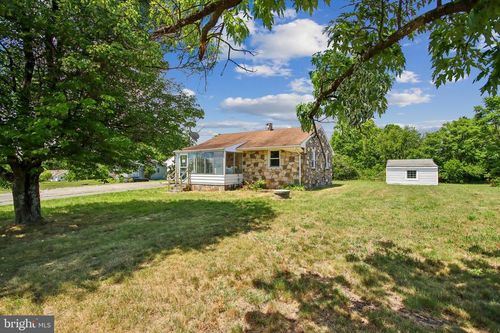 198 Caisson Rd, FREDERICKSBURG, VA, 22405-3604 | Card Image