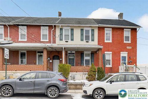 1127 Oak St, Coplay, PA, 18037-1703 | Card Image