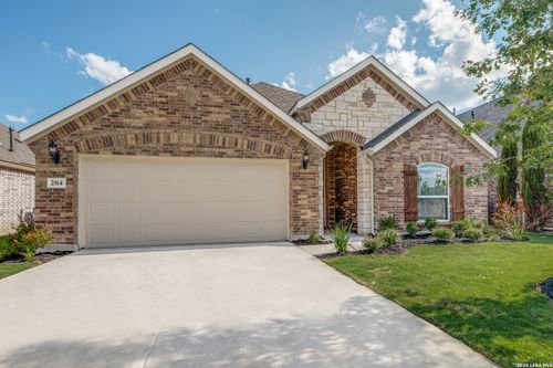 204 Aspen Dr, Boerne, TX, 78006-2879 | Card Image