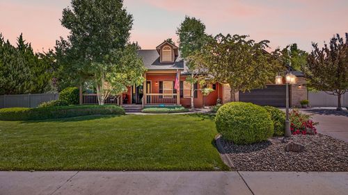 704 Woodland Country Dr, Grand Junction, CO, 81507-9730 | Card Image